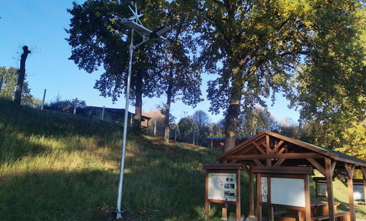 Zdjęcie do "Leśna Klasa" na plaży w Tucze z eko-oświetleniem 
